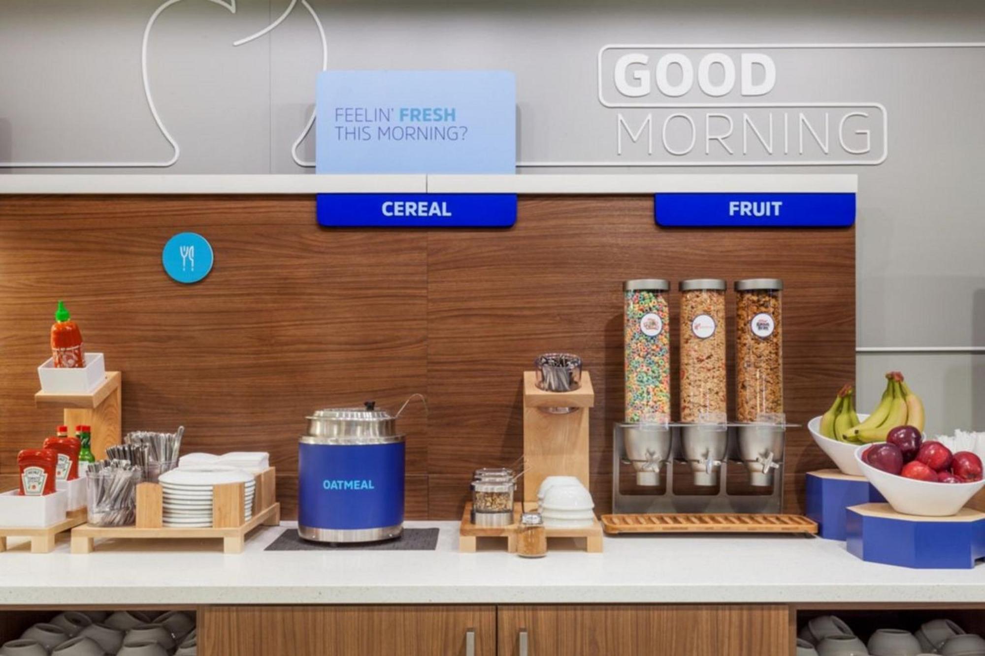 Express & Airport, An Ihg Fresno
